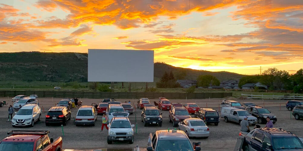 Holiday Twin Drive-in Image
